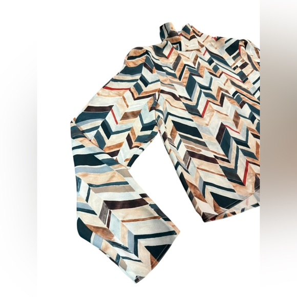 Aritzia Babaton Campbell Blouse Size Large - Picture 4 of 10